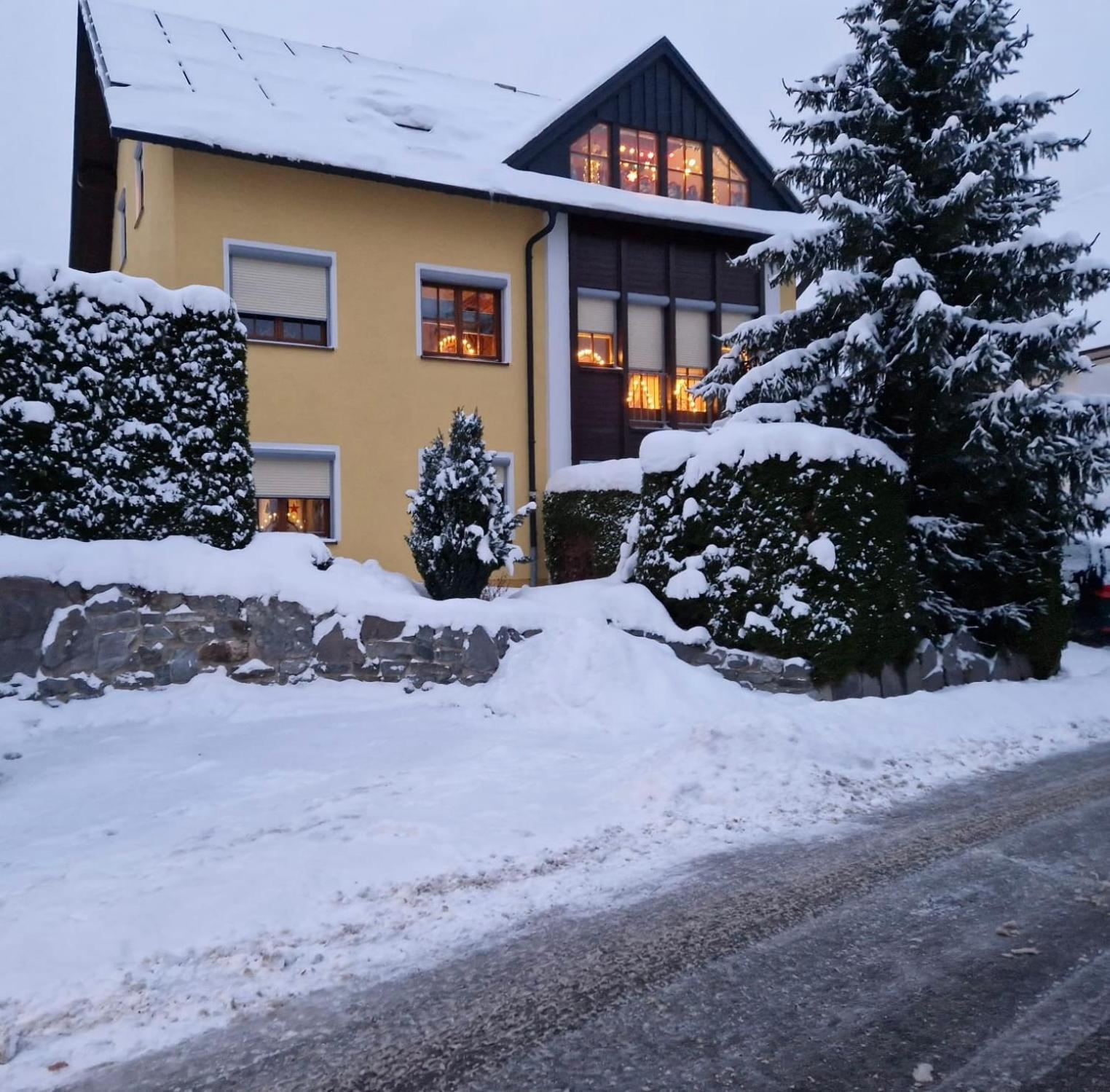 Ferienwohnung Heike Strobel Schwarzenberg  Extérieur photo